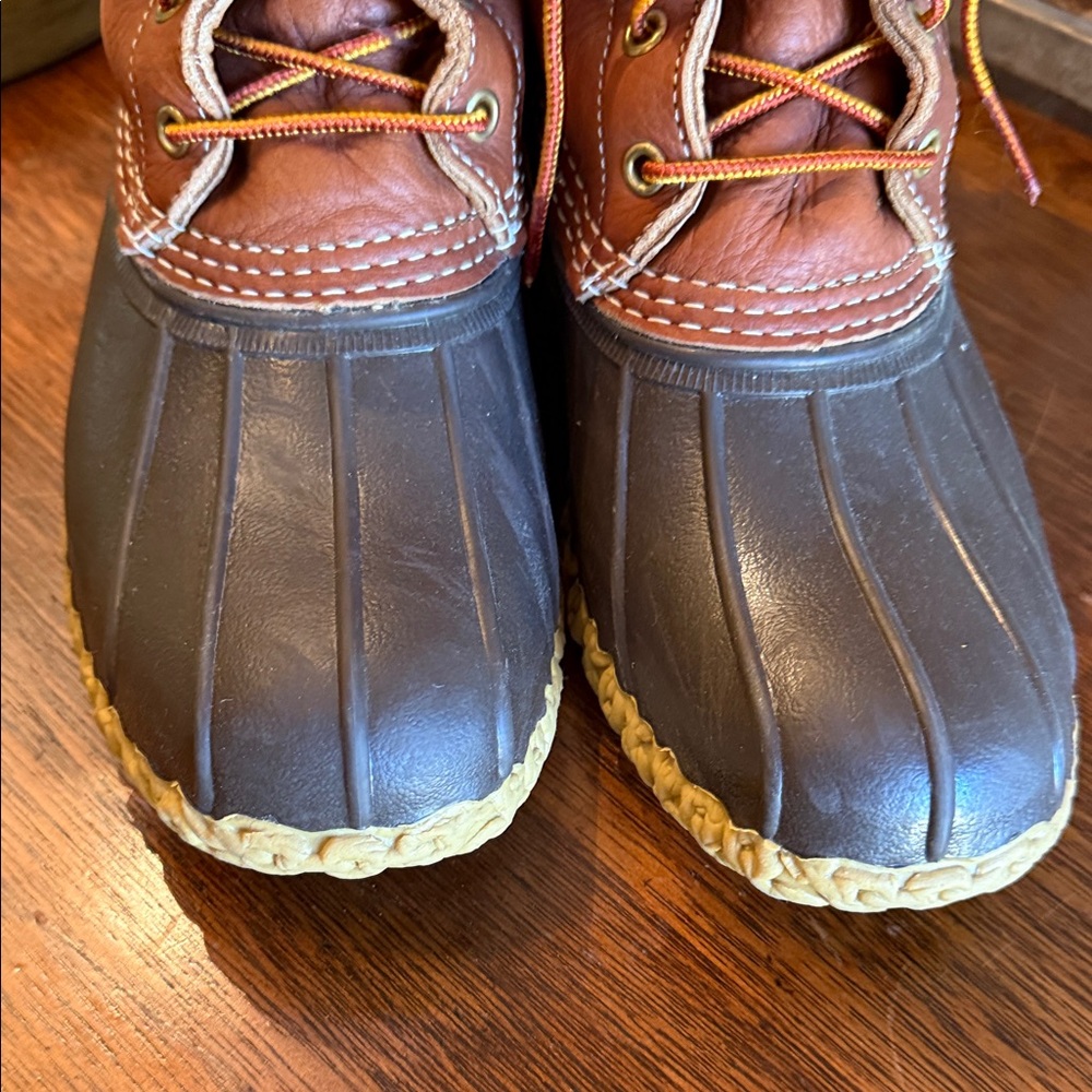 LL Bean Men's Brown Leather & Dark Brown Duck Boots - Classic Waterproof Size 9 - Picture 3 of 8